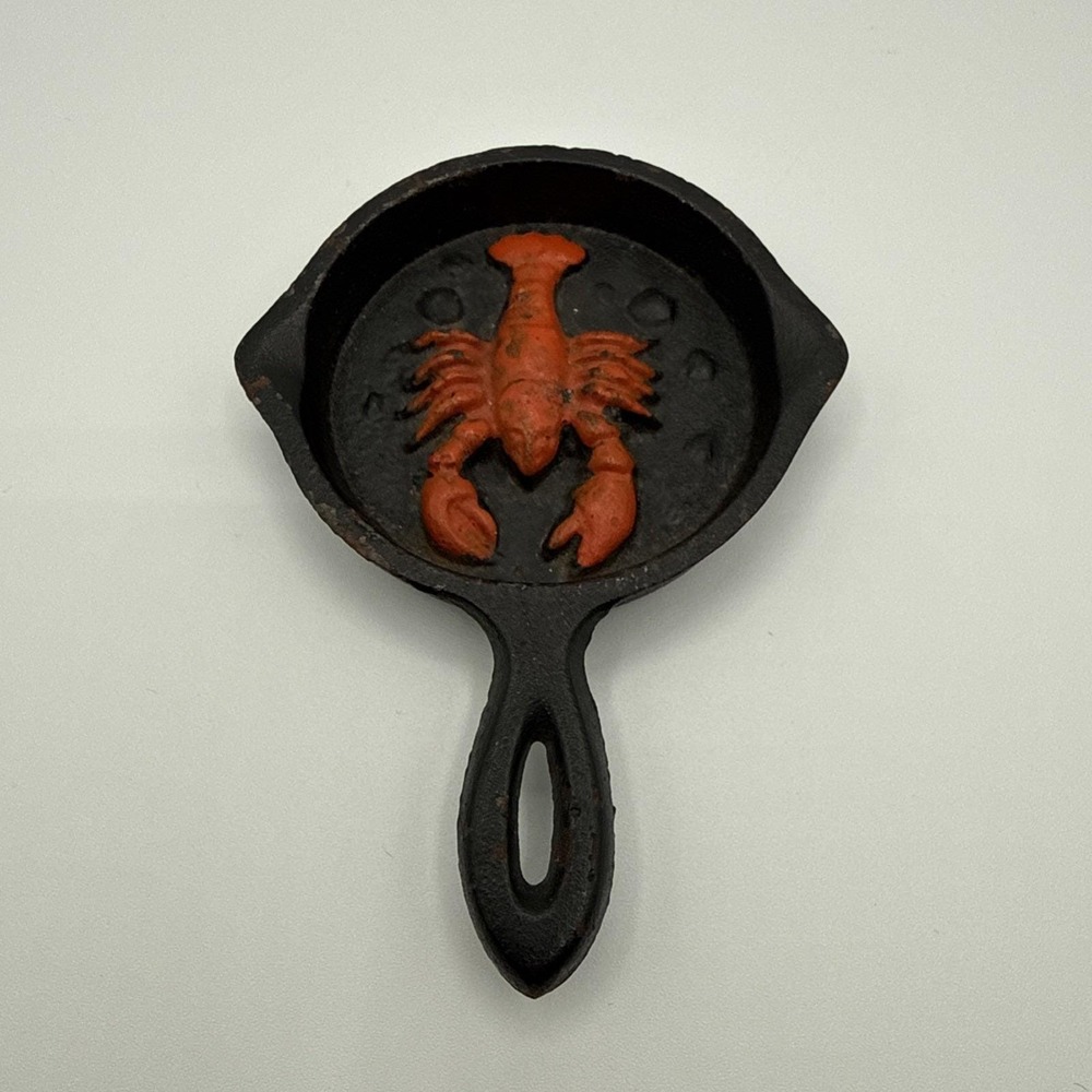 Vintage John Wright Inc Mini Cast Iron Skillet Lobster Beach Coastal CottageCore